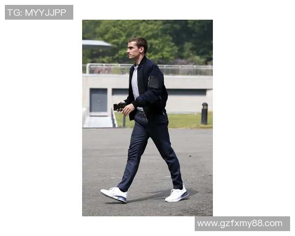 足球明星时尚风格解析及穿衣特点展示图解