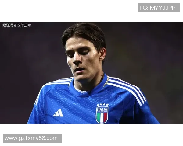 意大利足球明星的魅力与帅气风采引领全球球迷热潮